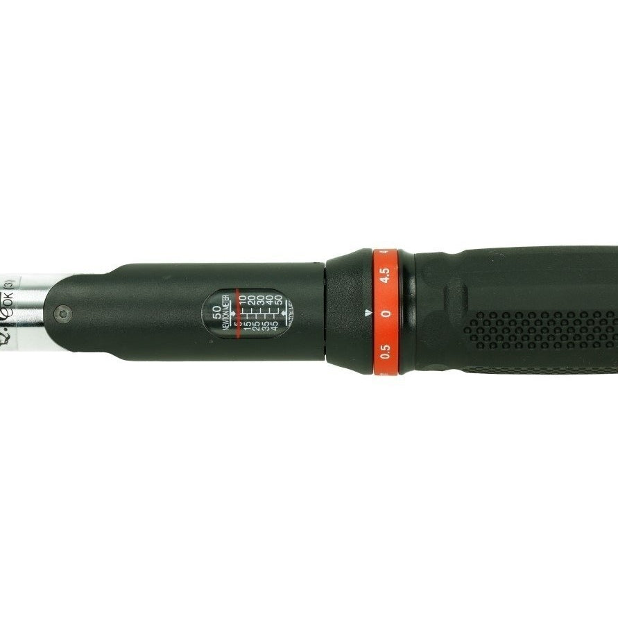3/8" Dr. iepriekš iestatīta griezes momenta atslēga 5-50 Nm