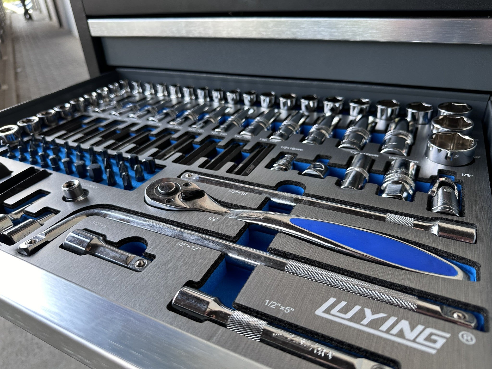 VIEDĀ APRĪKOJUMA INSTRUMENTU RATIŅI | 7 atvilktnes | 450 instrumentu gab.