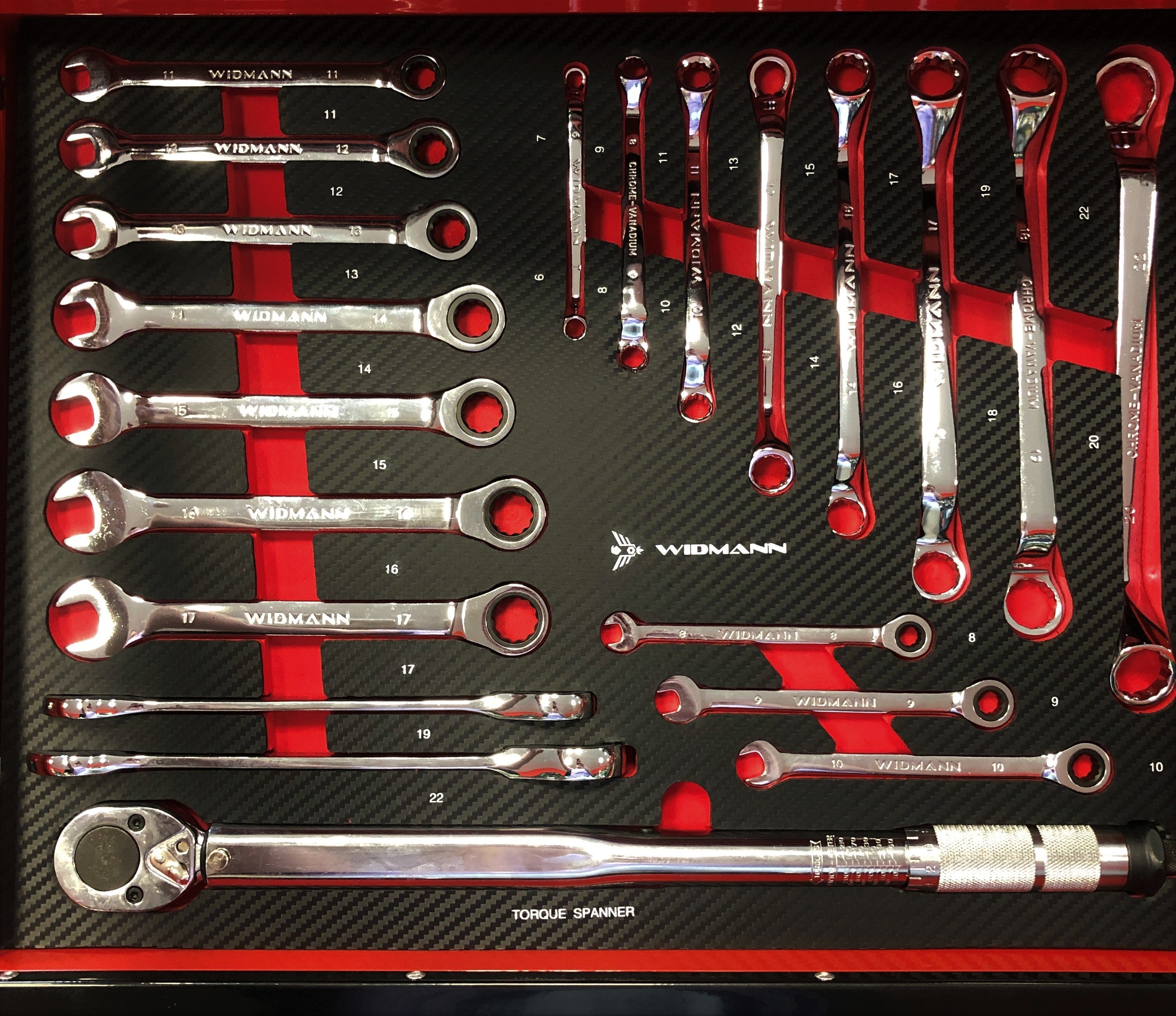 WIDMANN ULTRA TOOLS instrumentu ratiņi - 7 atvilktnes ar 7 pilnām atvilktnēm