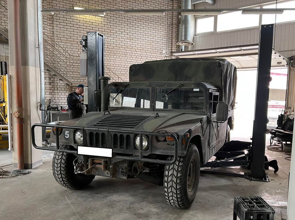 EVO-55E divu statņu pacēlājs 5500 kg EVOLUTION/400V