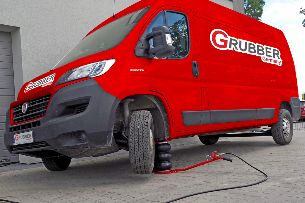 Pneimatiskais domkrats 3,8T GRUBBER GT-38