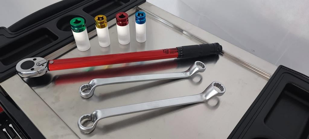 WIDMANN instrumentu ratiņi – 7 atvilktnes ar 7 komplektiem, 281 gab. WM-ST-7BK