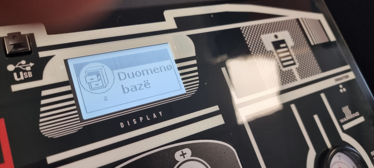 Automātiska gaisa kondicionieru uzpildes stacija RR351