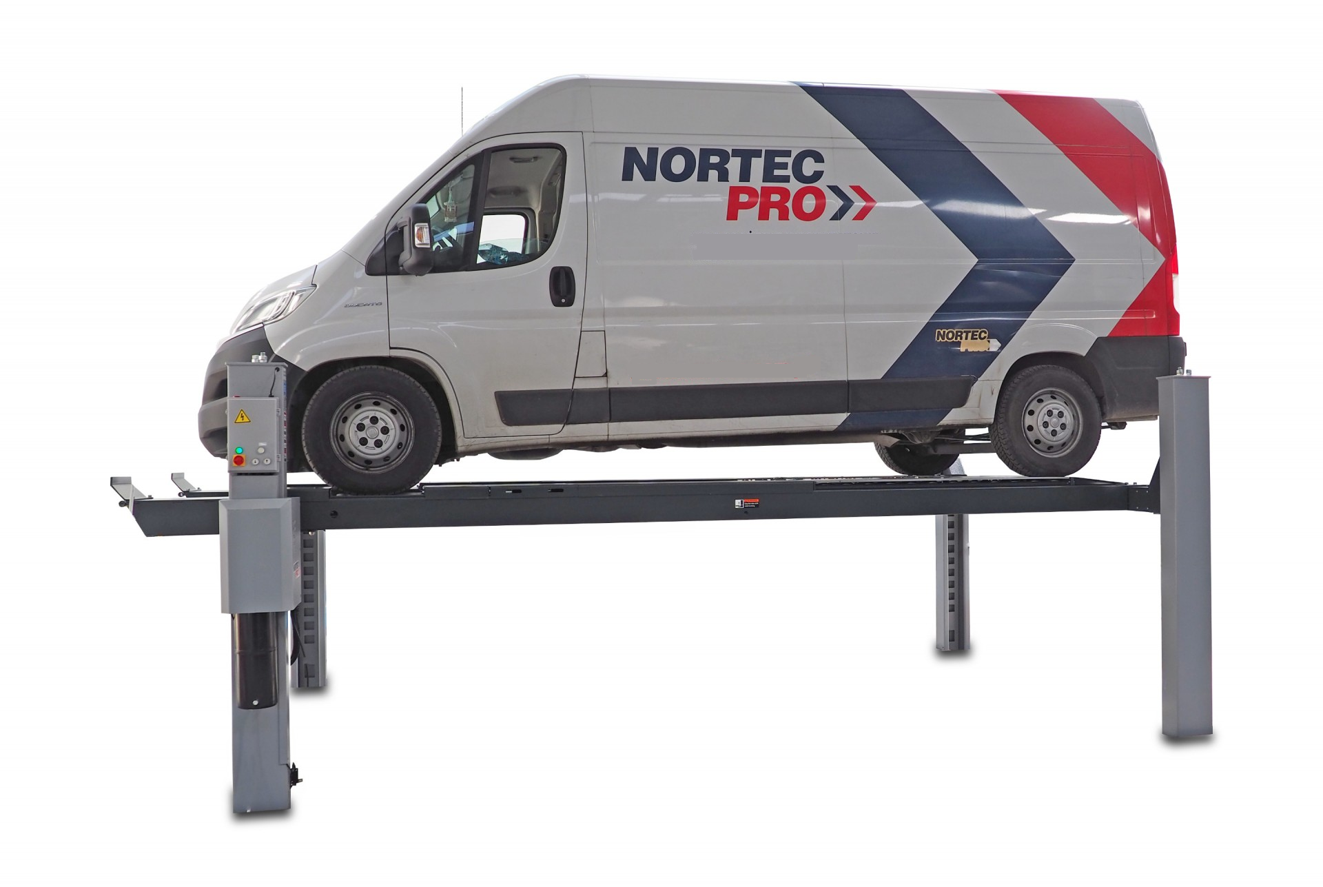 4 statņu pacēlājs 6400 kg pagarinātā versija riteņu savirzes darbiem NORTEC PRO
