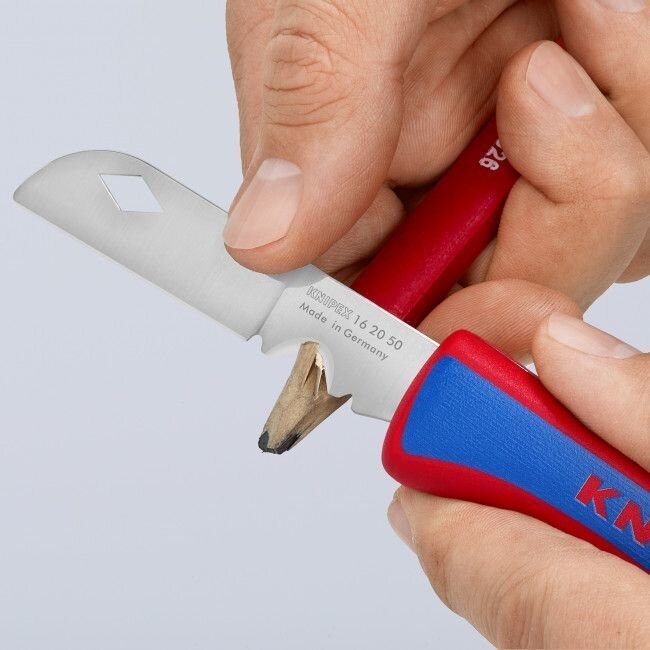 Elektriskais nazis KNIPEX