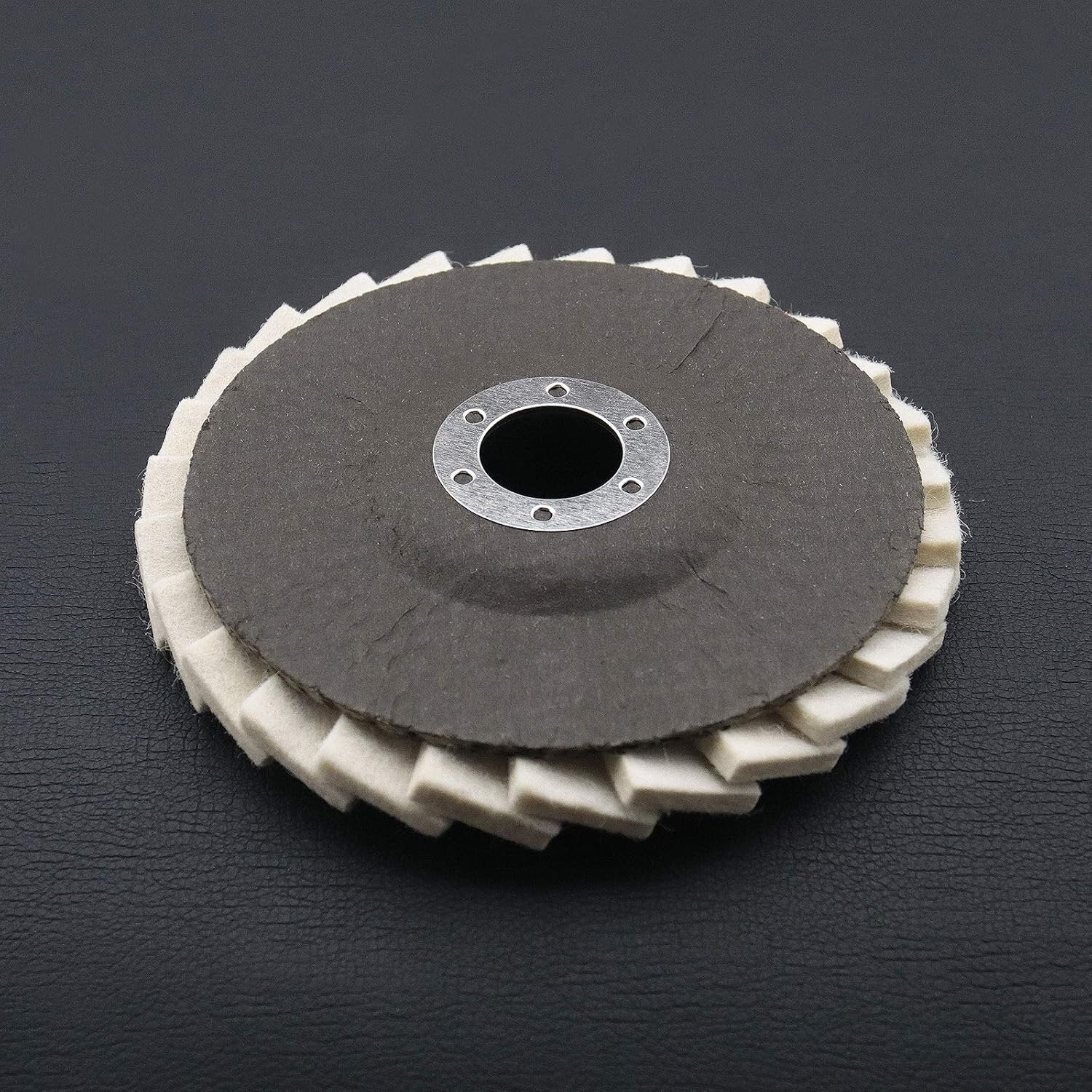 Filca disks metāla pulēšanai 125 mm