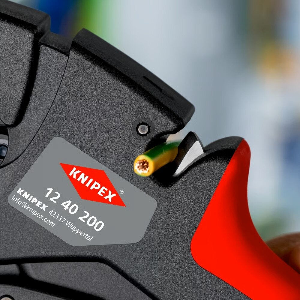 Pašregulējošs izolācijas noņēmējs (0,03–10,0 mm²) 200 mm KNIPEX