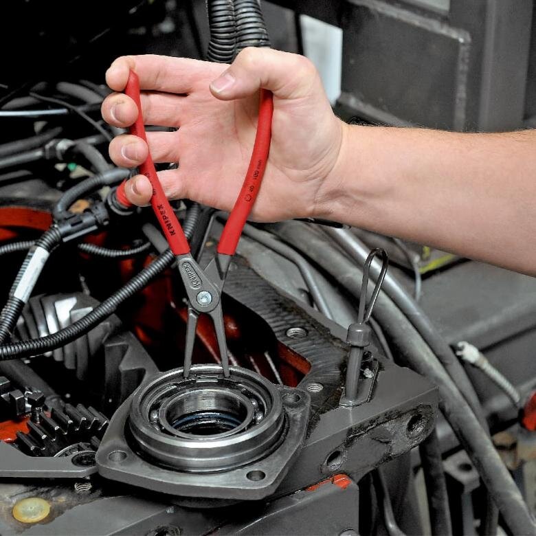 Precīzas sprostgredzenu knaibles. Iekšējais diametrs 225 mm (Ø40-100 mm) KNIPEX