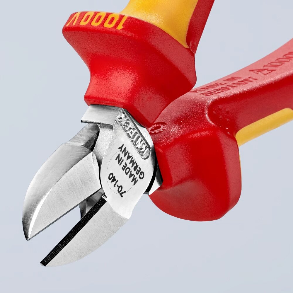 Industriālās izolētās diagonālās griešanas knaibles 140 mm (1000 V) KNIPEX